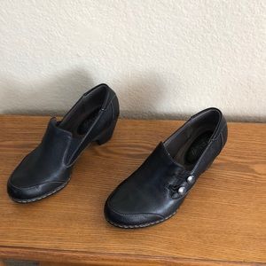 Sofft black dress shoes